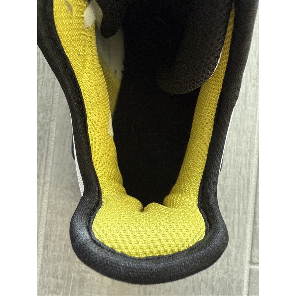 Nike LeBron Witness Shoes Mens 8.5 White Persian Violet EUC Like New - Pre-Owned - Picture 10 of 15